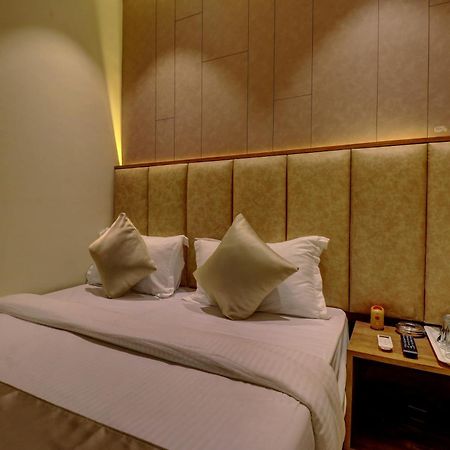 Hotel Amber Suite Near Mumbai Airport Ngoại thất bức ảnh